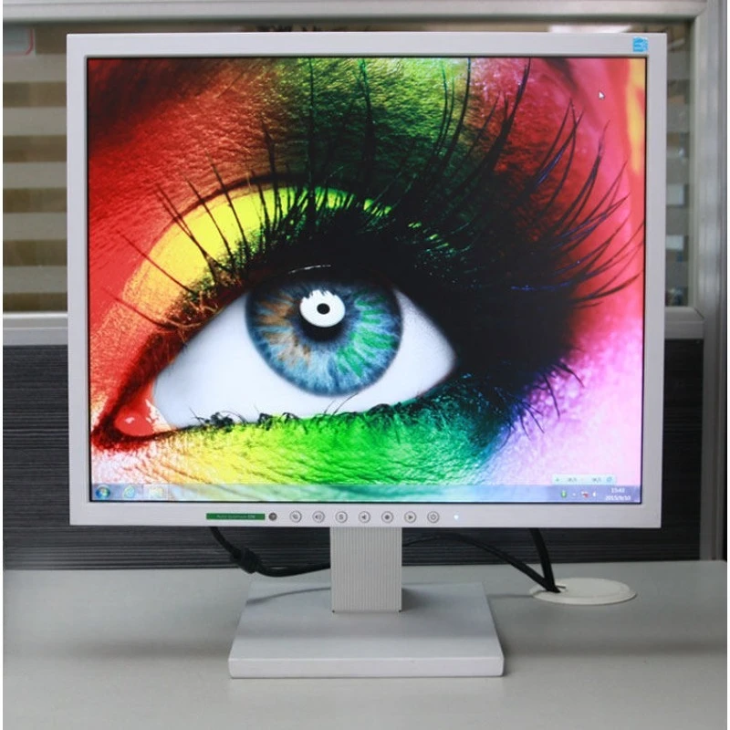 Touch capacitive screen 17-inch LCD monitor, professionally designed dedicated display