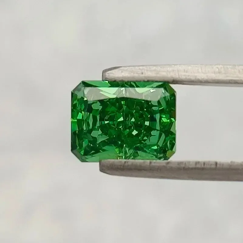 High Carbon Diamond Lab Zircon Cubic Zirconia Green Octagon Crushed Ice Cut Radiant Cut 5A+ Quality