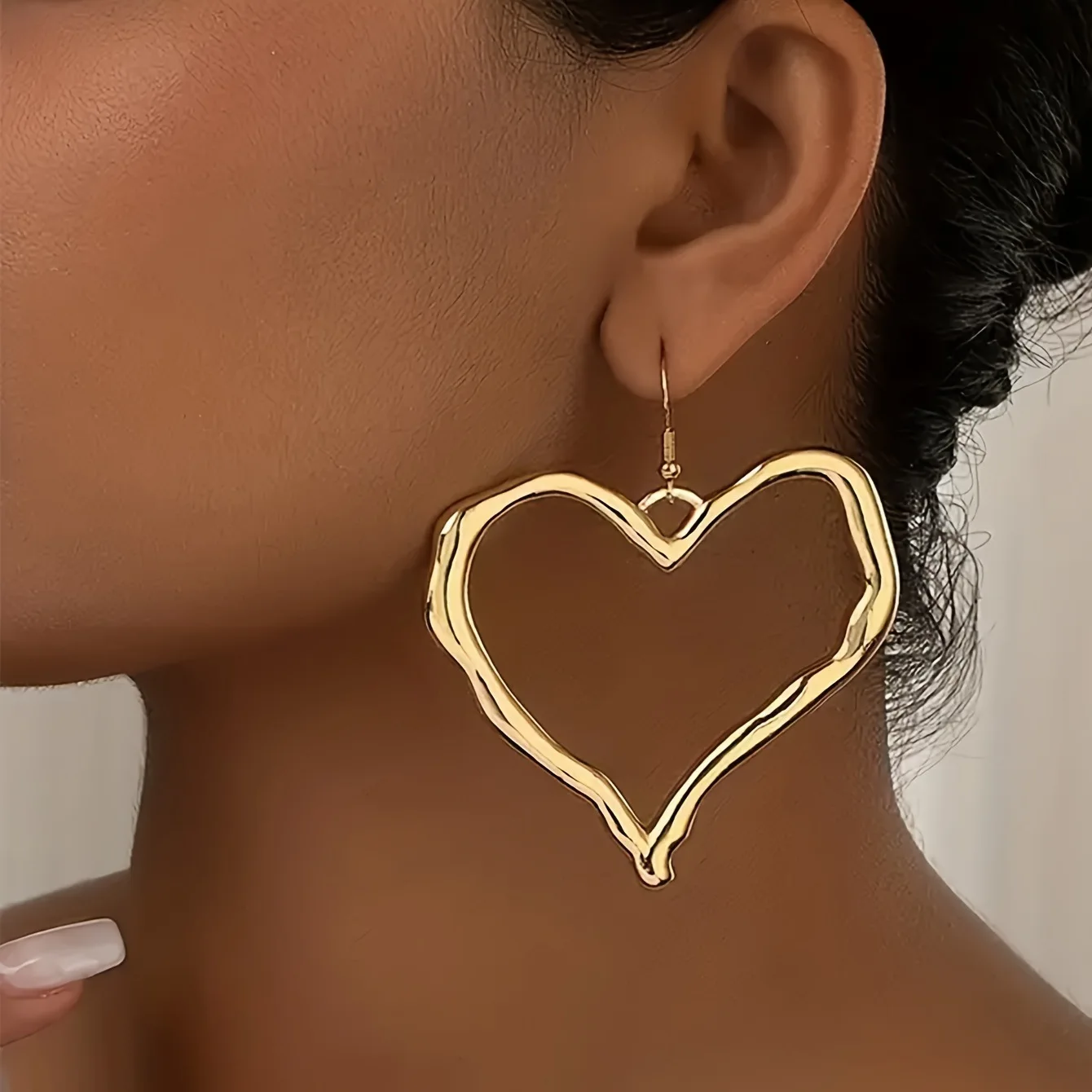 2PCS Set Big Metal Heart Pendant Earrings Set Black Rope Hallowout Heart Fishhook Earrings Silver Color Metal Jewelry Set Gift