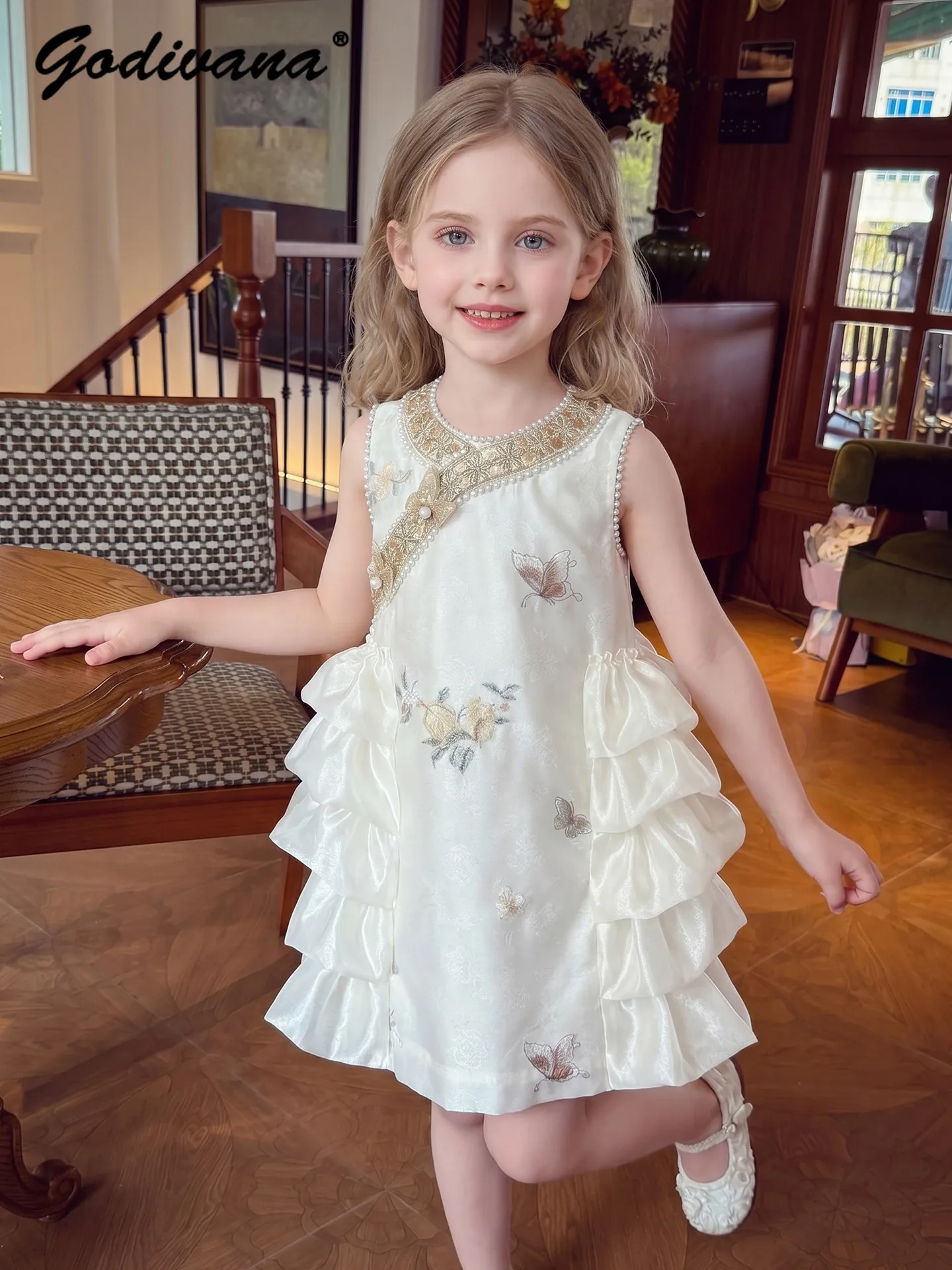 

Girls Sweet Cute Princess Tank Dress Summer 2026 New Kids Modern Chinese Cheongsam Floral Embroidery Pearls Ruffle Puffy Dress