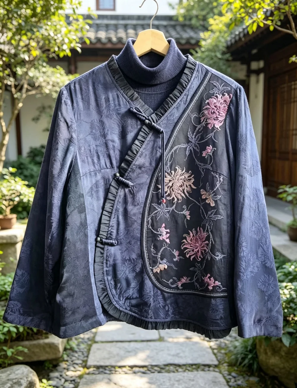 

National style winter clothes Blue embroidery Short cotton jacket Warm coat Fashion vintage Women tops Luxury designer