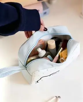 Cross border popular cat makeup bag, toiletries, portable Japanese minimalist multifunctional cosmetics, toiletries and storage - view 4