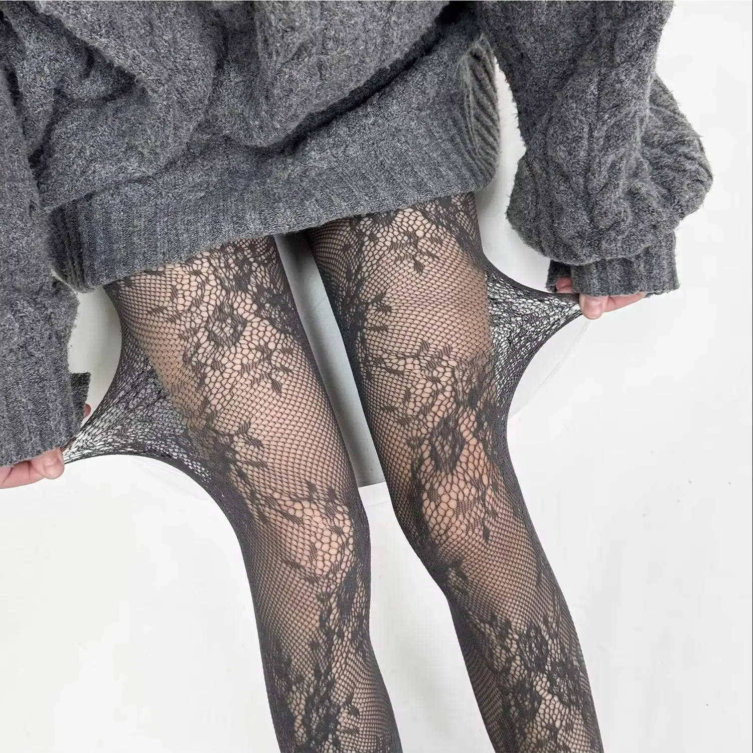 1 Piece 5 Colors Floral Romantic Hollow Out Lady Sexy Fashion Fishnet Tight Pantyhose Lolita Sweet Sexy Thigh High Stockings