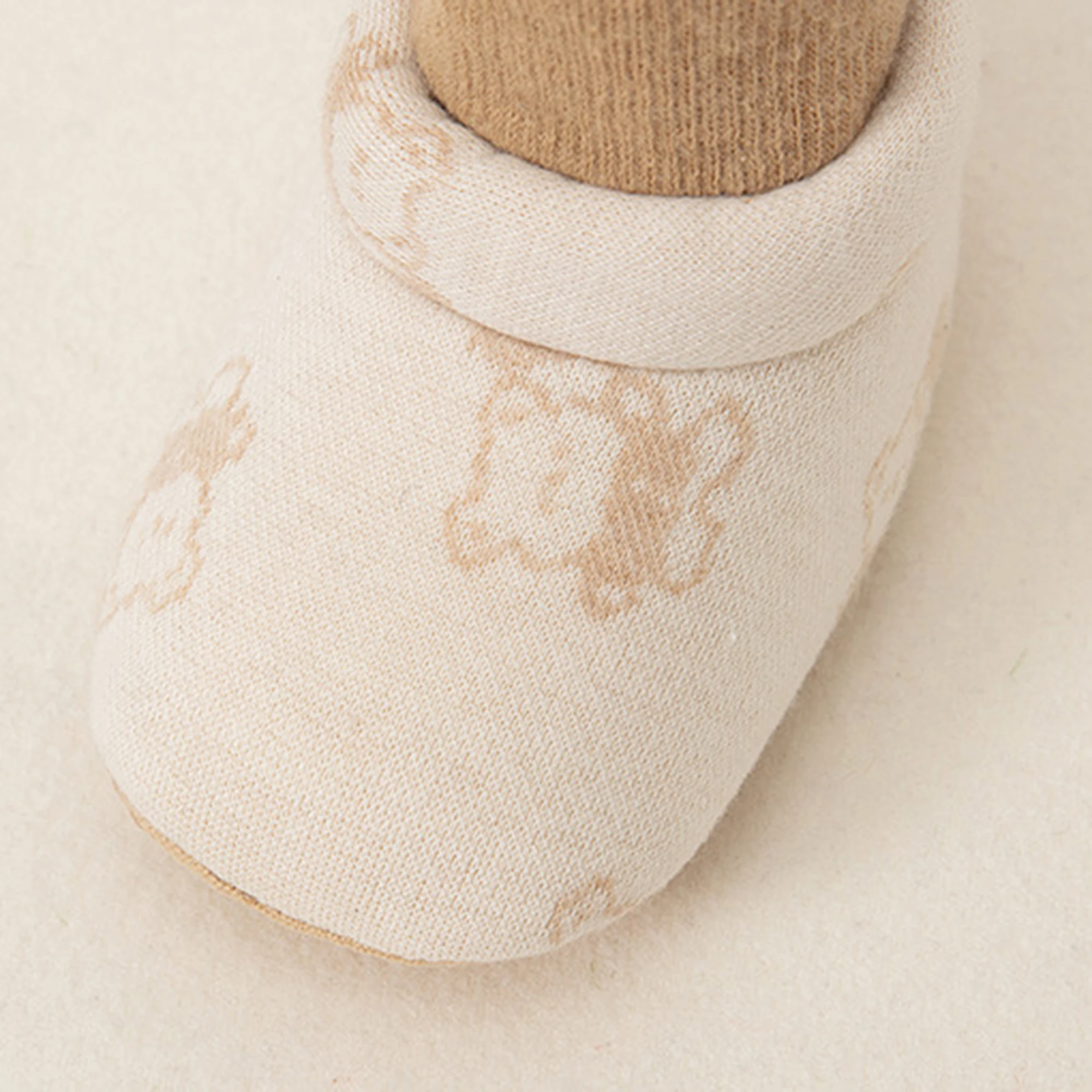 

Adorable Cartoon Animal Print Toddler Slip-On Shoes Soft Sole Baby Boys Girls First Walker Shoes Non-Slip Cozy Socks