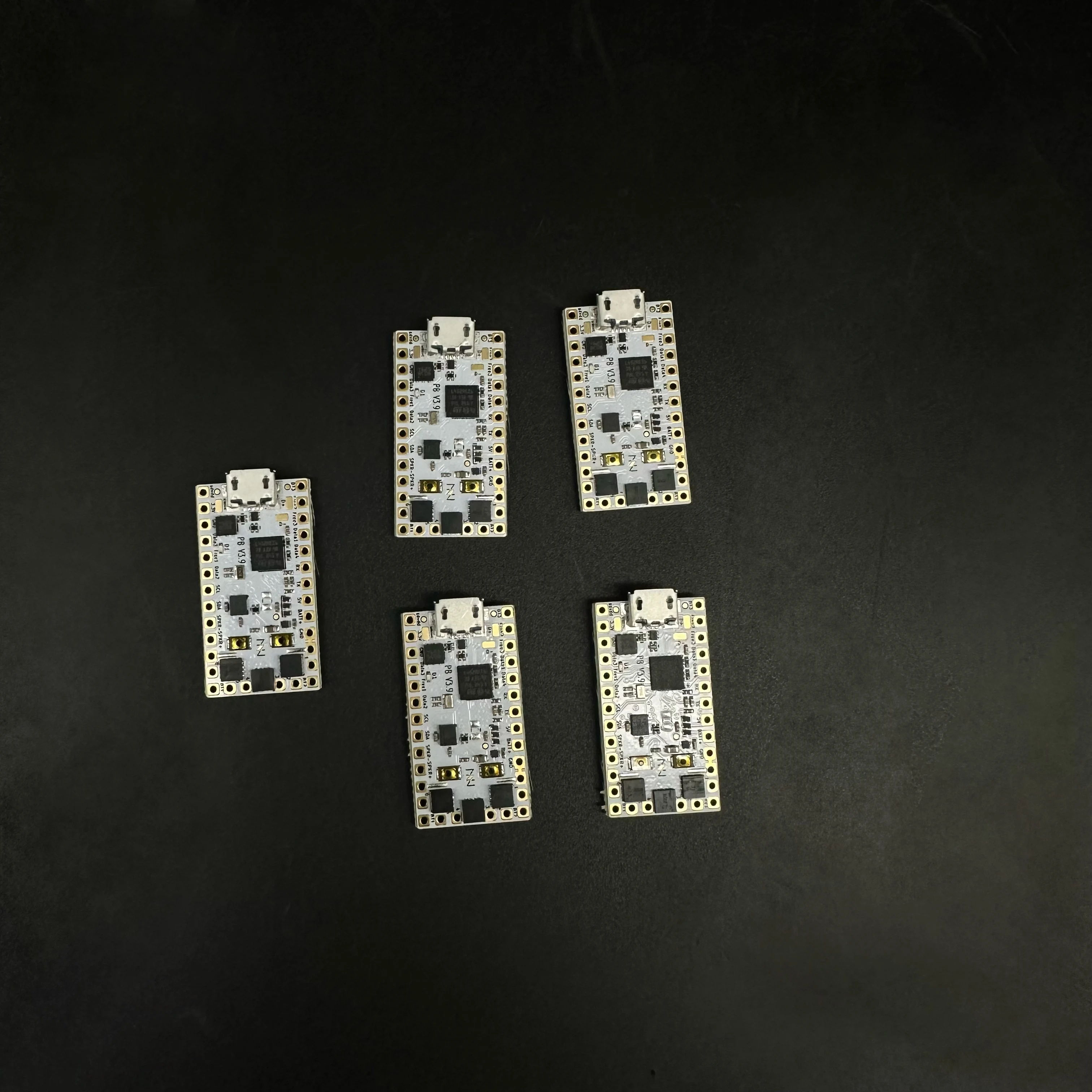 

Proffieboard V3.9 Chip Proffie Sounds Board Chip Can Programme Smooth Swing Equip With SD Card Add 40+ fonts for free