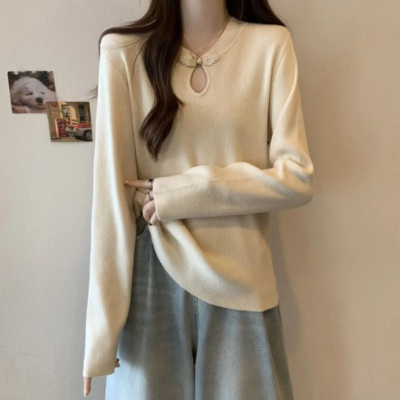 Women Chinese Frog Button Cutout Collar Vertical Rib Long Sleeve Knit Pullover Top