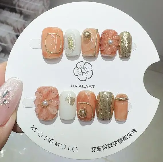 

10PCS 3D Flowers Short Square False Nails Handmade Golden Patterns Amber Gradient French Press on Nails Detachable Manicure Tips