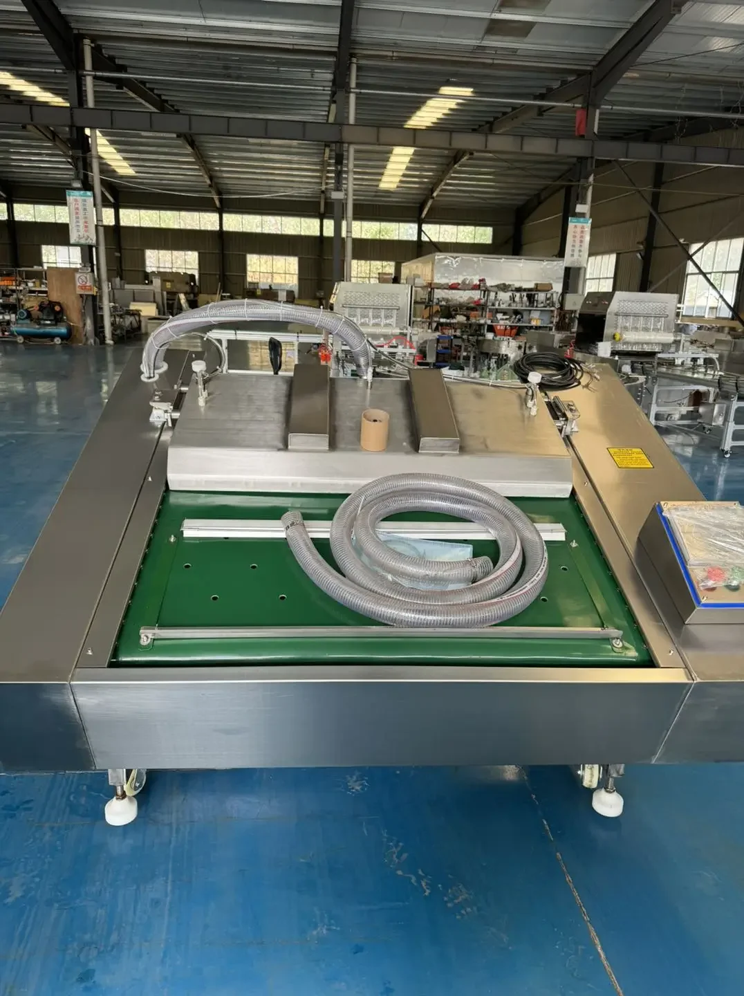 380V/50HZ Industrial Automatic Continuous Drum Vacuum Packaging Machine, 1100mm Food Sealing