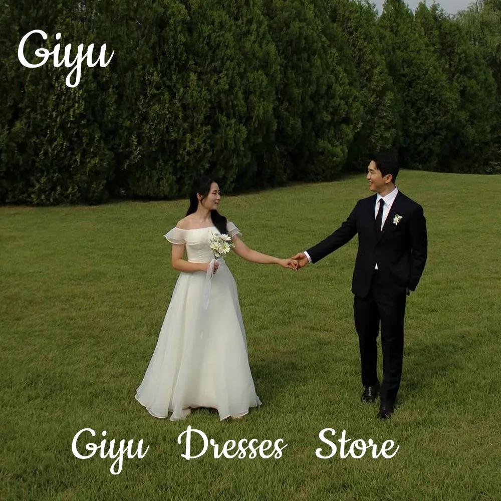 

Giyu Princess A Line Korea Wedding Dress Off Shoulder Ruffle Elegant Bridal Gowns Corset Floor-Length Customized 웨딩드레스 2025