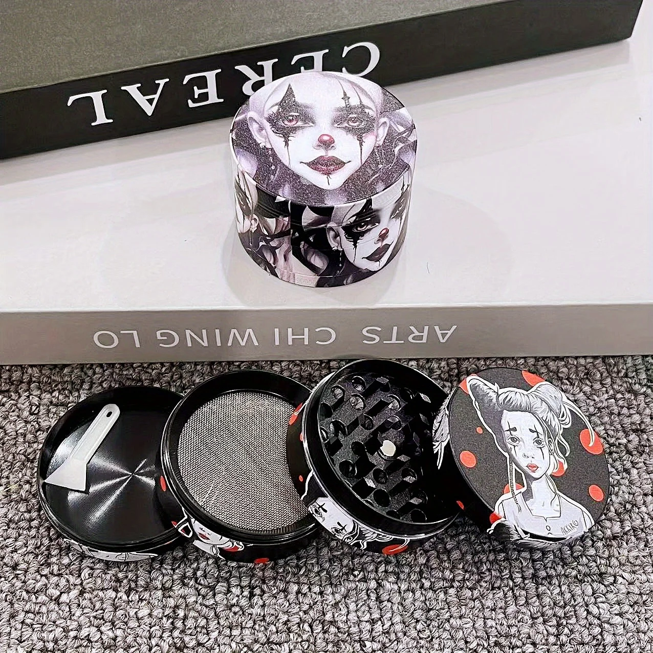 2inch Metal Goth Girl Herb Grinder 4-Layers Mill Manual Mortar Salt Crusher Spice Tobacco Grass Grinder Smoking Accessories