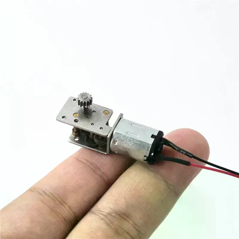 1Pcs DC 3V 3.7V 20RPM Slow Speed Metal Gearbox Engine Right Angle 14T Output Gear Shaft Mini N20 Gear Motor For 3D Printer Robot