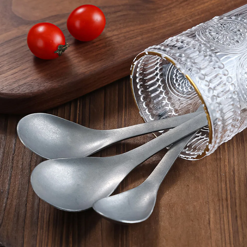 

2Pcs Creative Stainless Steel Watermelon Spoons Stylish Long Handle Multifunctional Spoon Ice Cream Dessert Soup