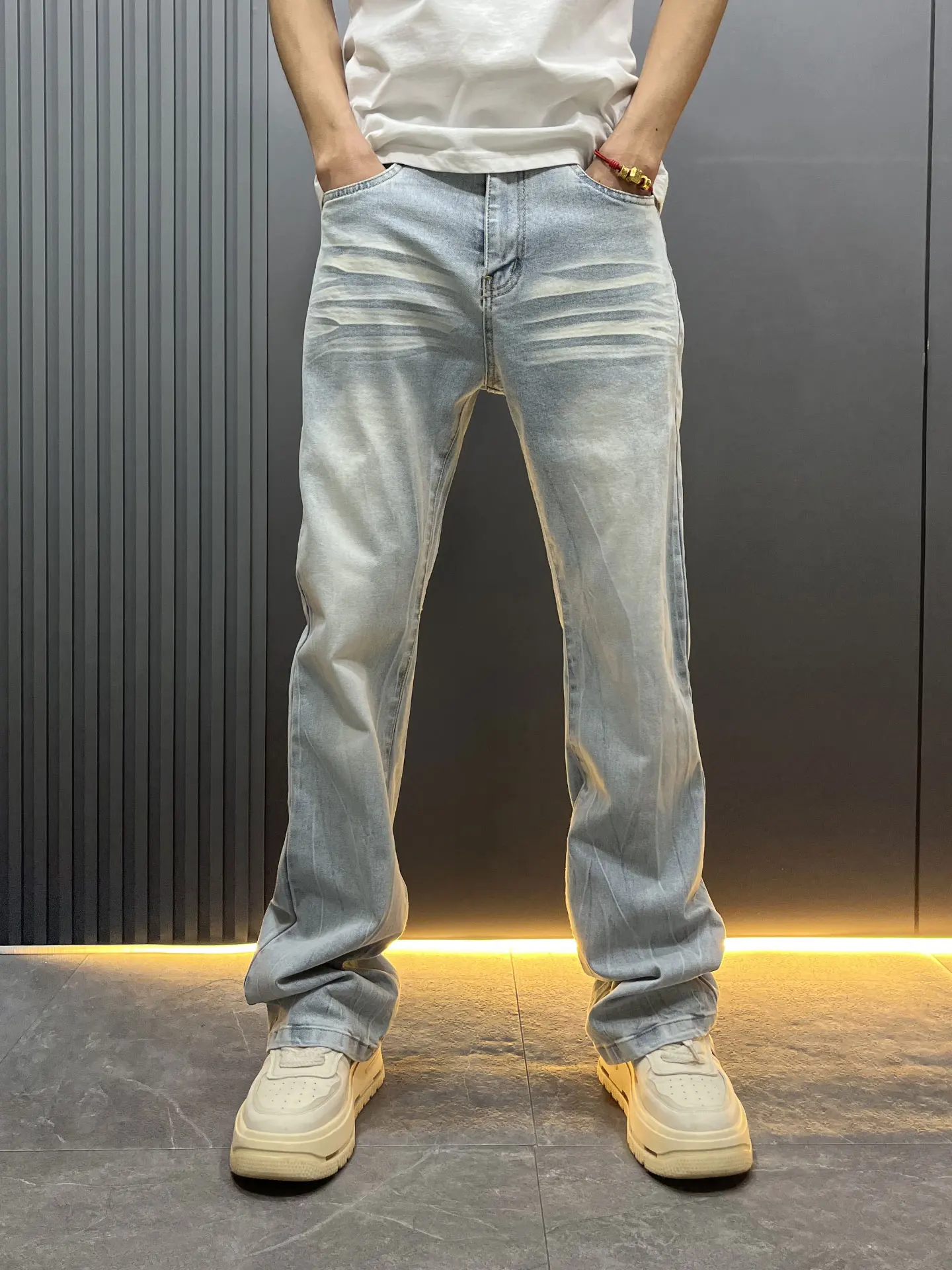 

Spring 2026 Men's Casual Washed Light Blue Bell Bottom Jeans High Street American Straight Leg Pants Student Casual Long Trou...