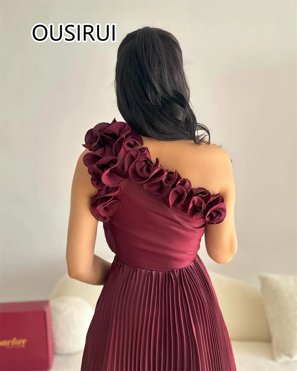 Fantastic หนึ่งไหล่ชุดราตรีชุดเจ้าสาว Custom Made Backless A-Line Ruffles Court ชุดราตรีชุดเจ้าสาวดอกไม้