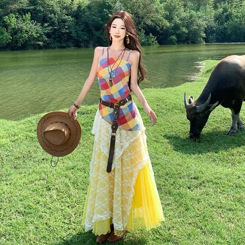Bohemian Vaion Plaid Cami Top Lace Irregular Maxi Skirt Two Piece Outfit For Travel