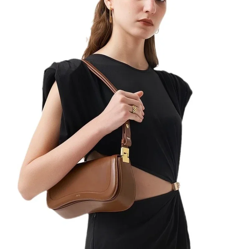 Luxury designer Women's The single shoulder bag Fashion Adjustable Crossbody brown Shoulder Bags high-quality Retro high-end ma'