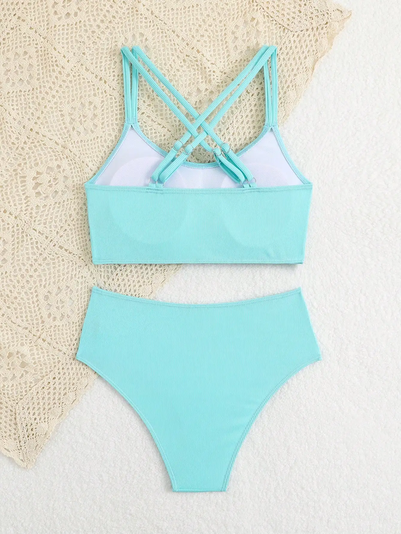 

Мятно-синий комплект бикини из ребристой трикотажной ткани с регулируемыми перекрестными бретелями на спине