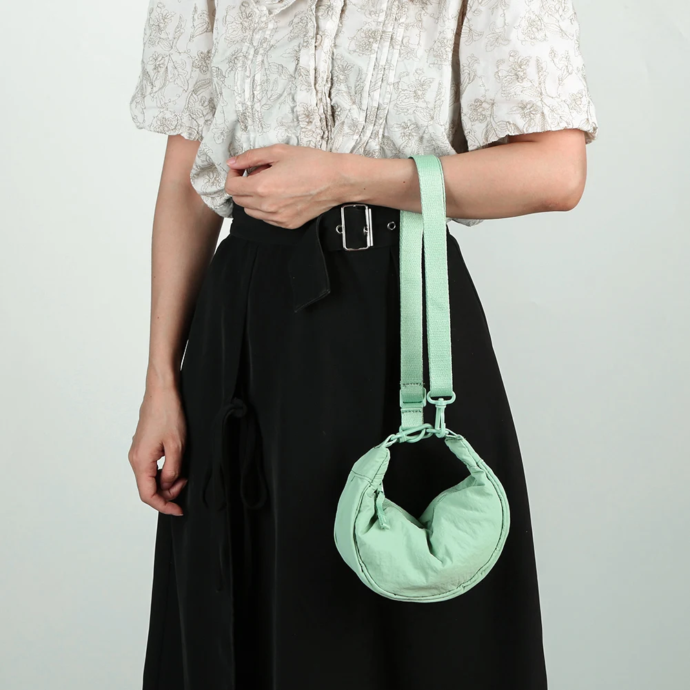 حقيبة كتف عصرية بحزام كتف قابل للفصل وحقيبة زلابية صغيرة وحقيبة كروس للنساء للاستخدام اليومي والسفر