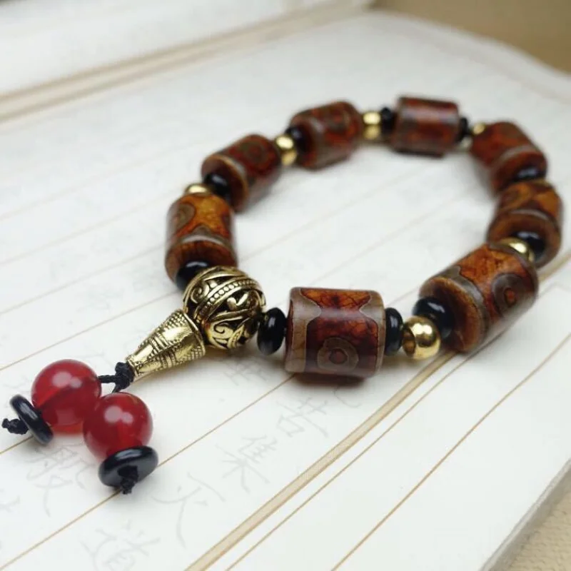 

Three-Eyed Dzi Bead Agate Bracelet Fashion Versatile Style