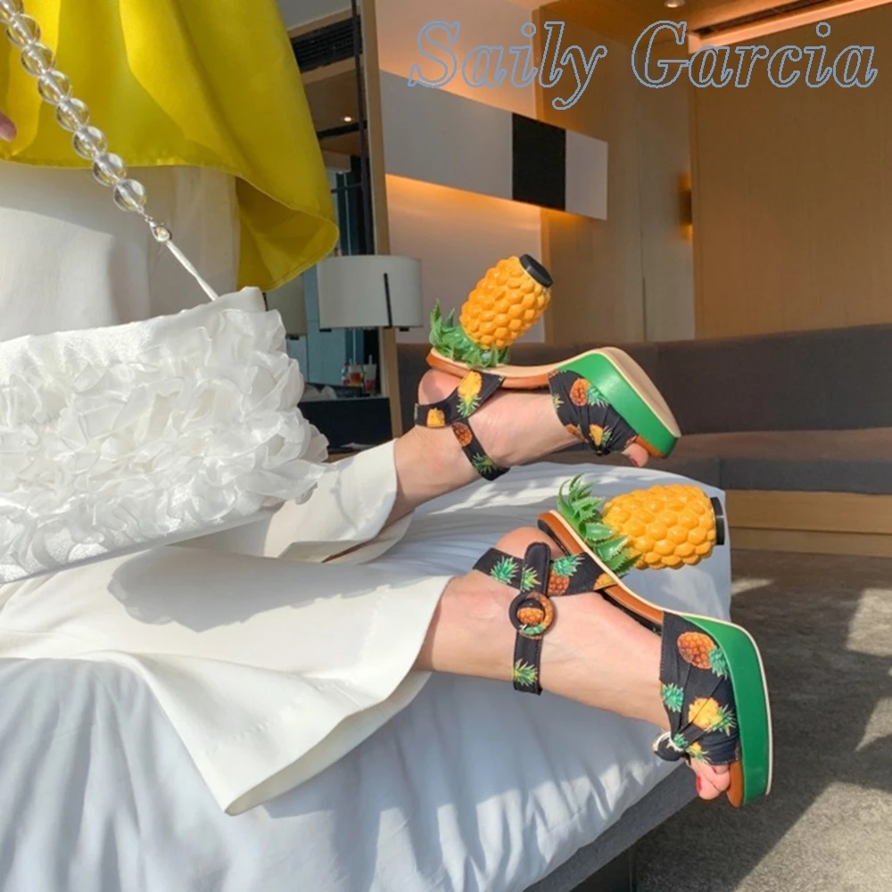 Designer Pineapple Print Strange Style Heels Sandals Buckle Peep Toe Platform Summer Unique Ladies 2024 Hot Sale Shoes