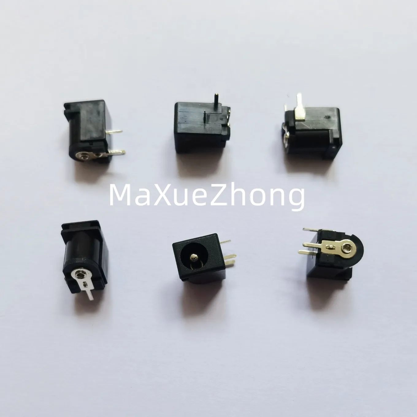 Original new 100% DC 3.5 DC socket TDC-002-3-2.5MM-PBT-T-2 current supply output seat switch