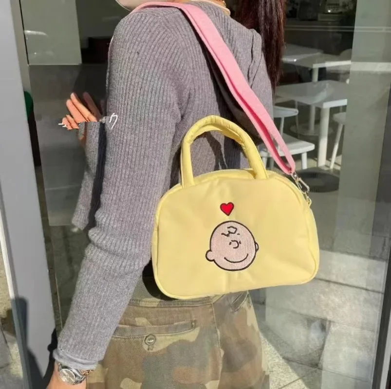 Snoopy styl japoลski torba na ramiฤ kobiety prosta kreskรณwka maลa kwadratowa torebka moda moda moda damska torba na prezenty