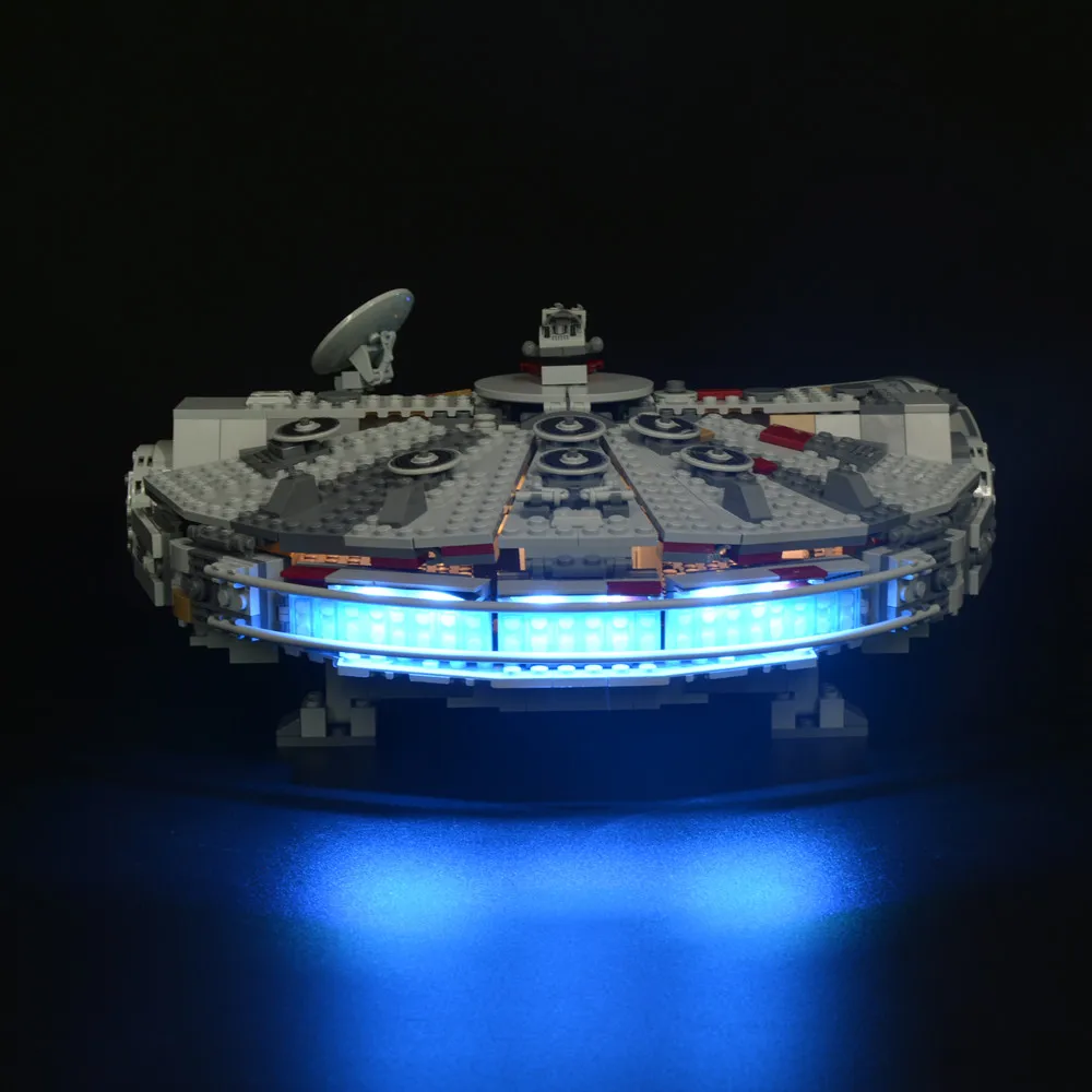 مجموعة إضاءة LED مناسبة لهدية الإضاءة LEGO Millennium Falcon 75257 (باستثناء مكعبات البناء)