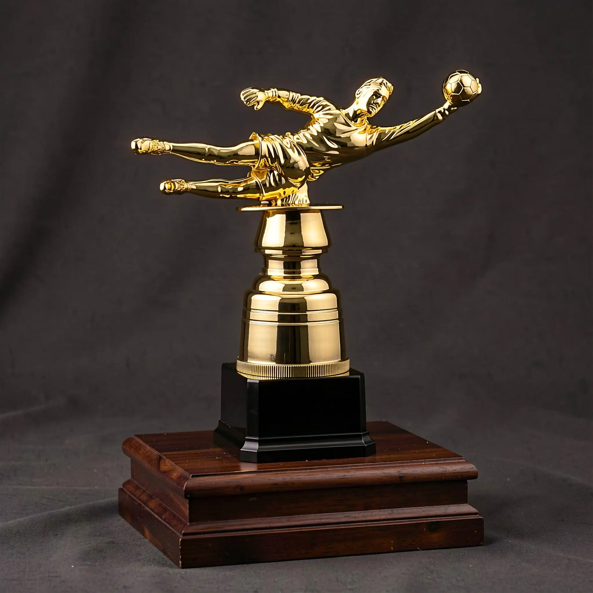 guantes-recubiertos-para-portero-de-futbol-trofeo-de-premio-para-portero-ceremonia-de-presentacion-reconocimiento-deportivo