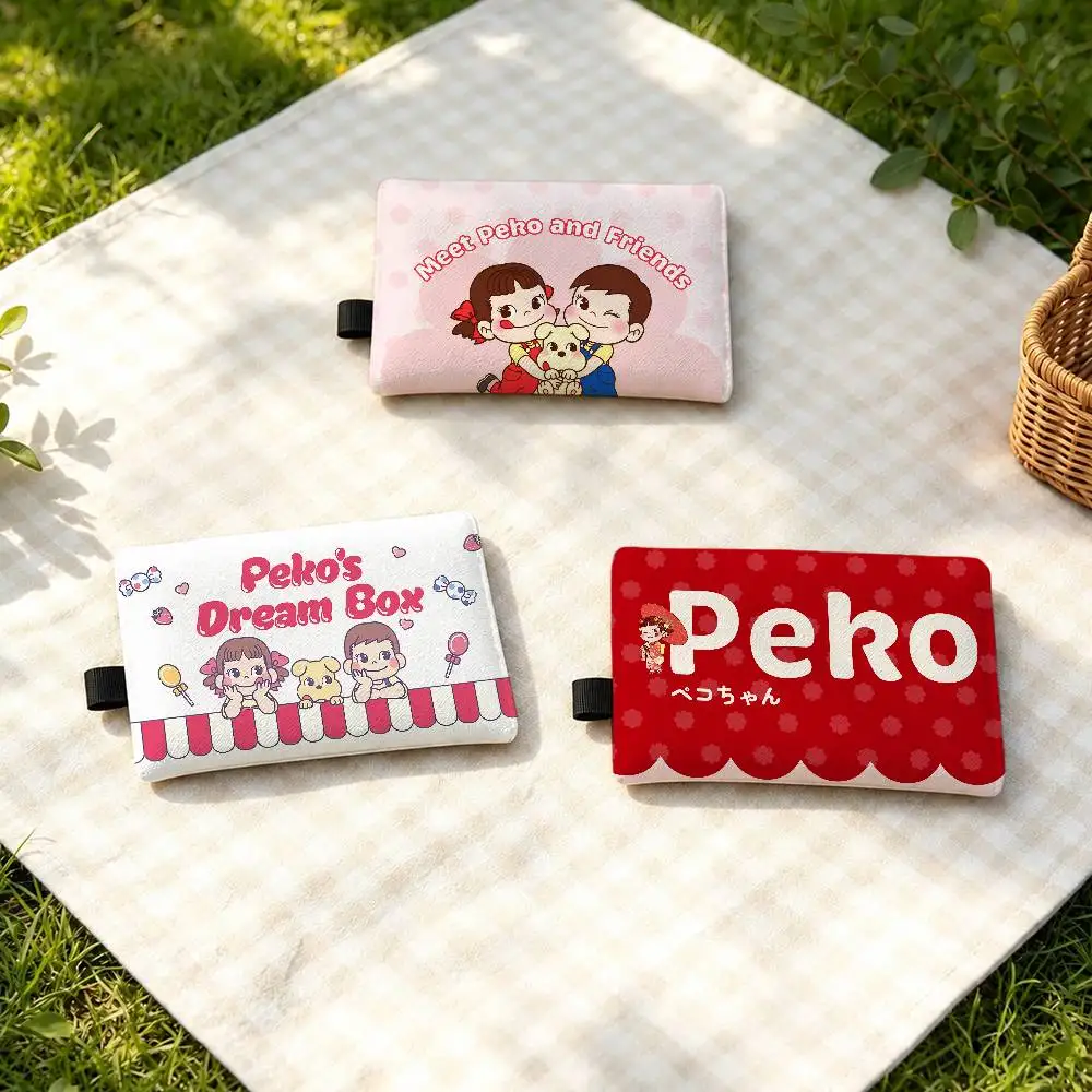 Cute P-Peko-chan Waterproof Zipper Coin Purse Lightweight Hanging Key Pouch Card Holder For Daily Use