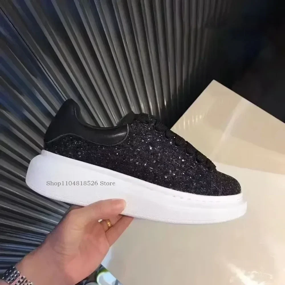 Damesflats Elegante skateboardschoenen Witte sneakers Dikke zool Binnenhoogteverhogende gevulkaniseerde schoenen voor heren en dames