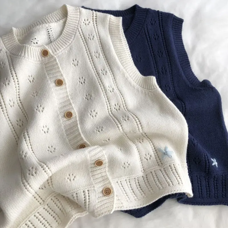 

Round Neck Hollowed Out Vest For Women In Spring And Autumn New Sleeveless Knitted Single Breasted Fashionable Vest