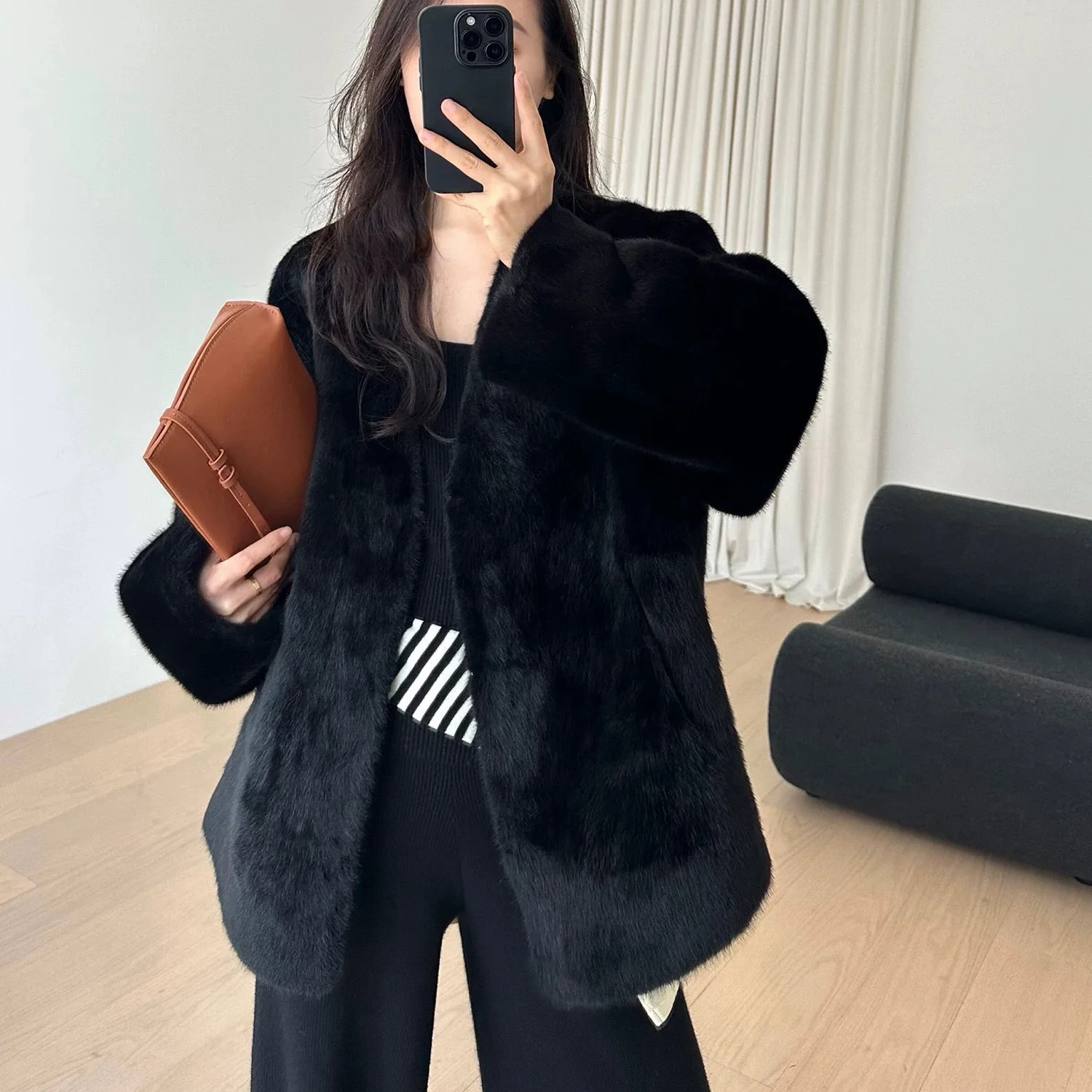 Autumn and Winter New V-Neck Faux Mink Fur Composite Fur One-Piece Fur Coat for Women Medium and Long Styles