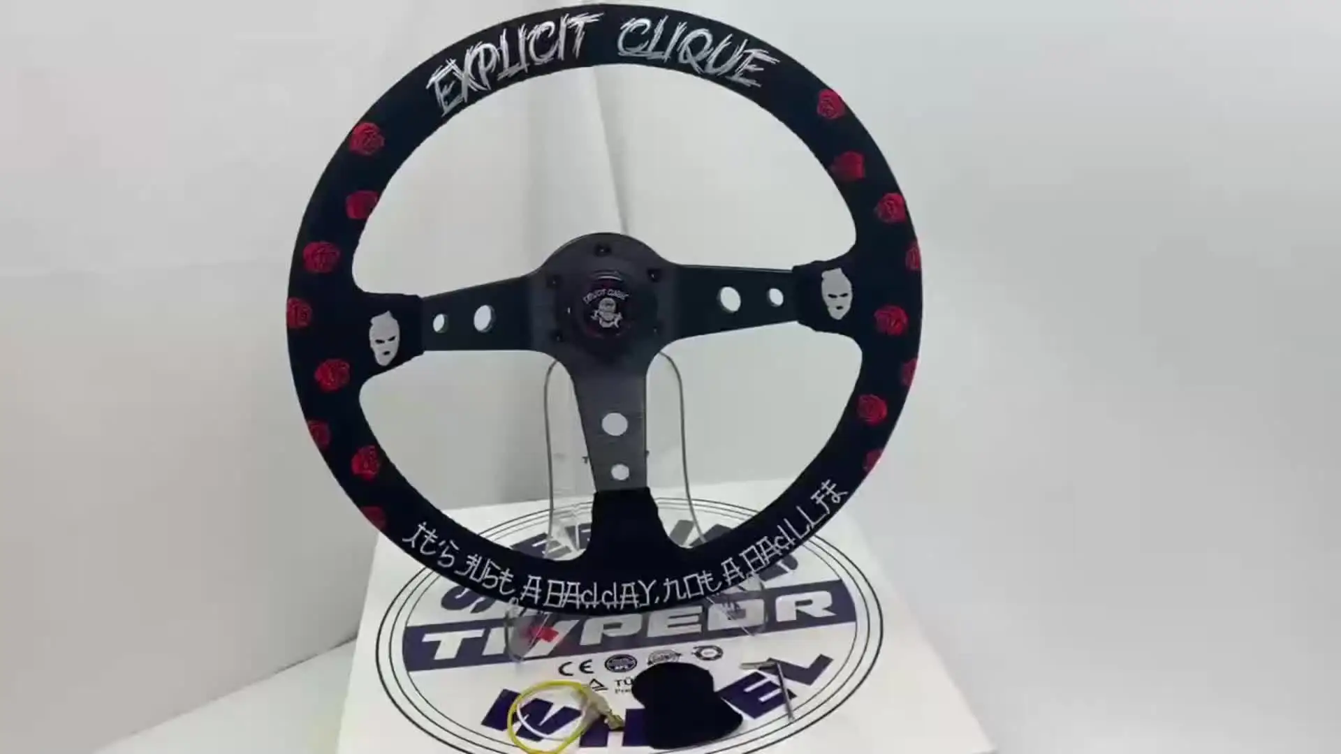 TIYPEOR Jdmスタイル カスタマイズ可能な刺繍入りローズステアリング