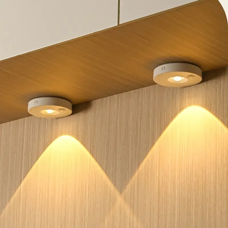 

Беспроводной датчик движения, светодиодный светильник, перезаряжаемый через USB, 3-цветный регулируемый ночной прожектор для шкафов, витрин, декор комнаты, гардероба