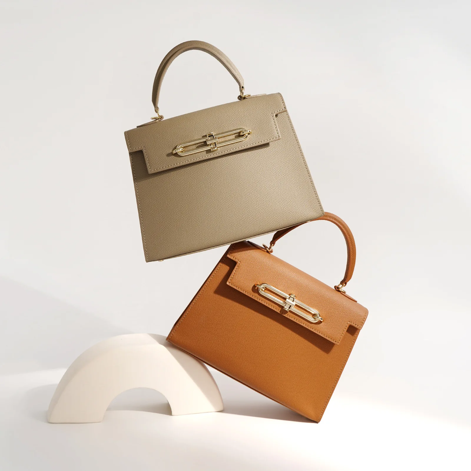 Medium Size Square Handbags For Women 2023 Trend Daily Life Commuting Chain Strap Crossbody Hand Bags