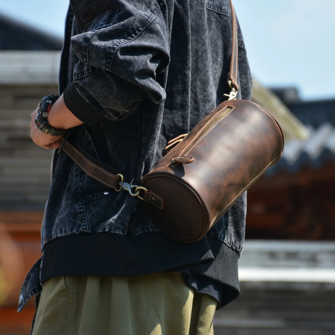 Retro Genuine Leather Shoulder Bag Casual Crossbody Bag Simple round Cylinder Bag for Men Leather Goods Men's Bags