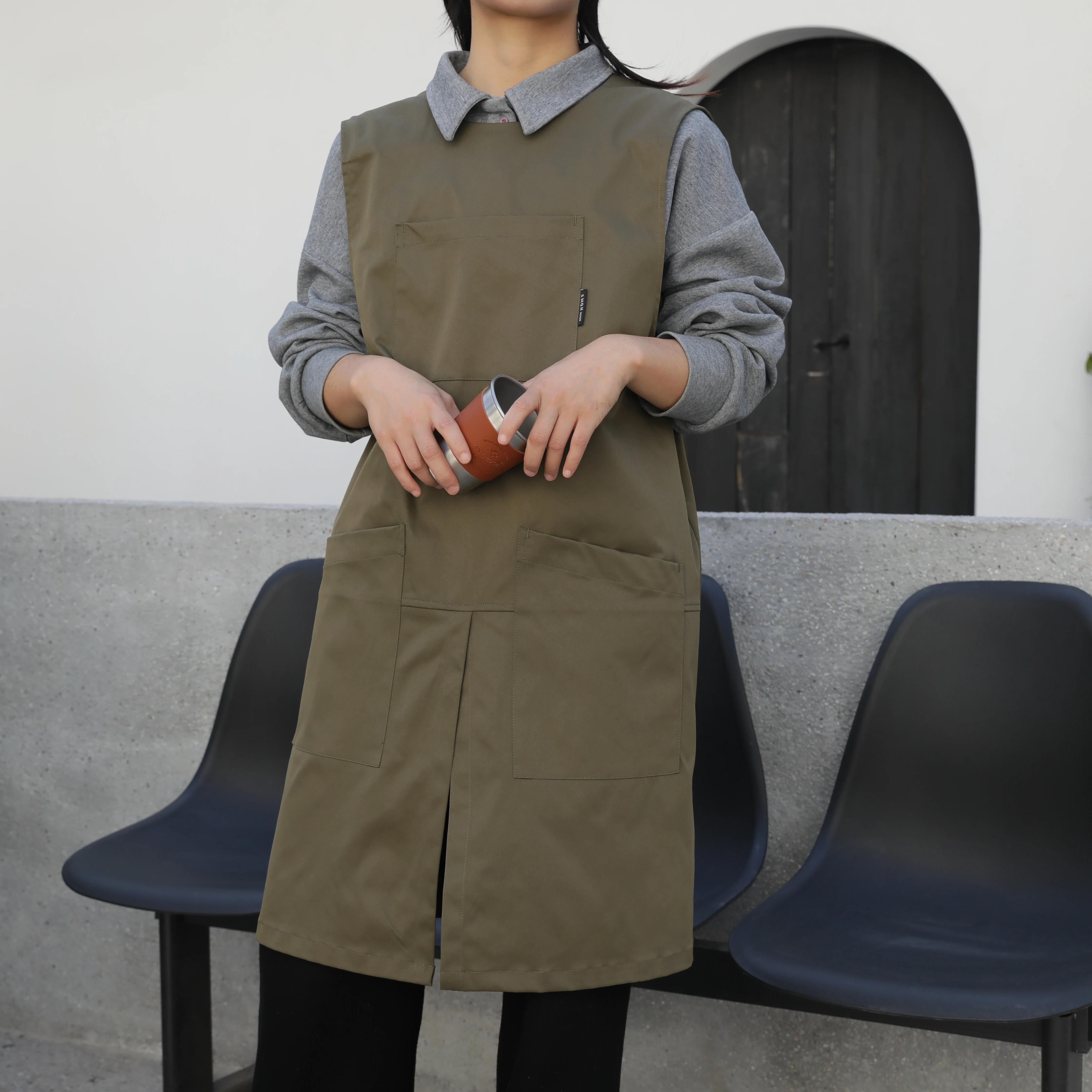 

1 pc Workwear Round Neck Apron with Anti Shedding Large Pockets Suitable for Pottery, Home Cleaning, Gardening Work Clothes