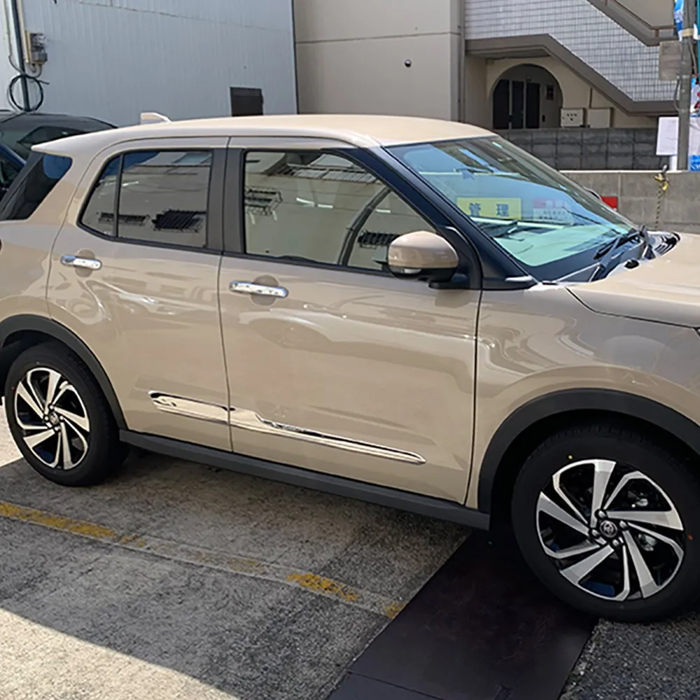 Car Door Side Body Garnish Trim for Toyota Raize A200A/210A 2019 Stainless Steel Chrome Car Accessorie Exterior Styling Stickers
