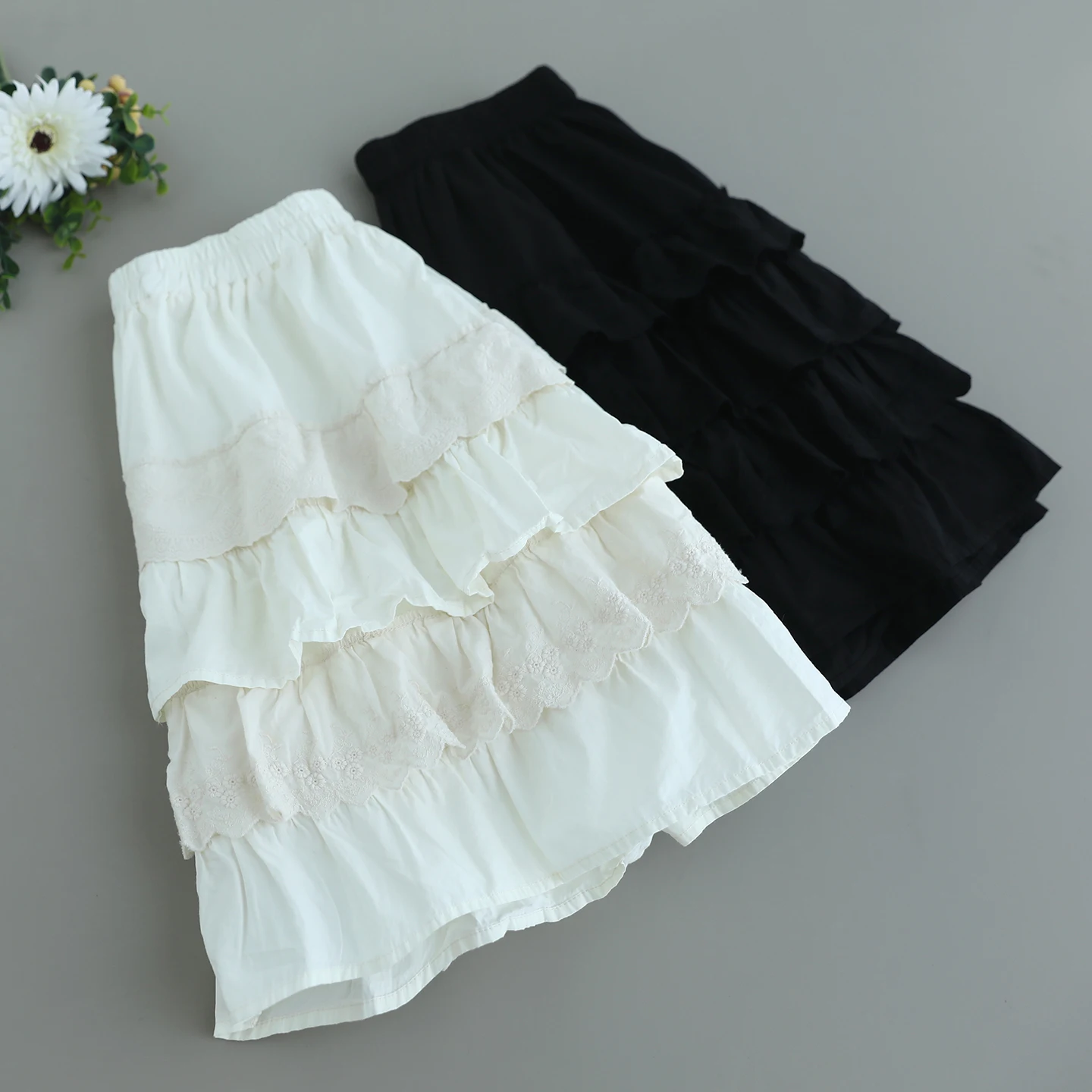 Japanse Sweet Mori Girl Kawaii Lace Embroidery Cake Skirt Shorts Women Summer Elastic Waist Cotton Ruffles Safety Shorts