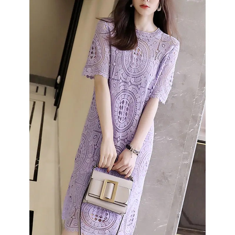 Lace Dress Women's 2023 Summer New Loose and Slim Style Covering the Belly, Reducing Age, Mid length Hollow Out