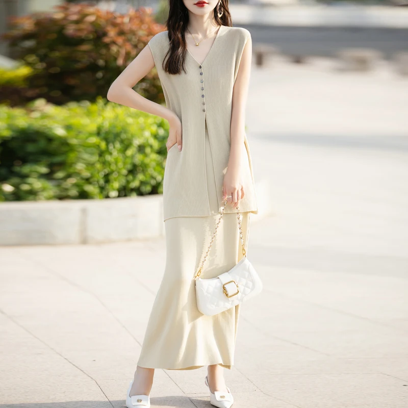 

Летний новый комплект из лиоцелла: юбка миди и вязаный кардиган без рукавов с V-образным вырезом, однотонный, А-силуэт, женский комплект из двух предметов