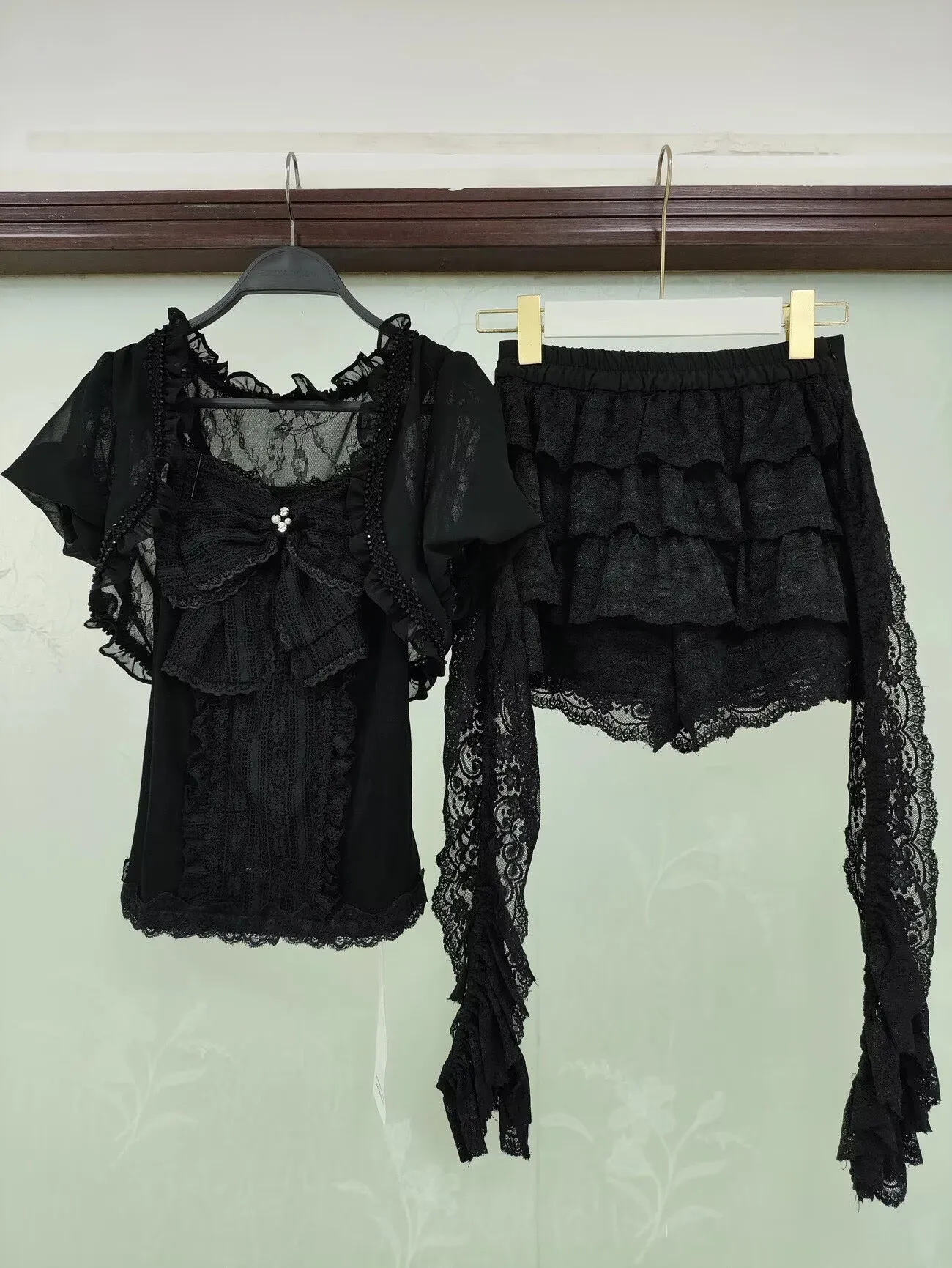 Aesthetic Gothic Lolita Black Lace 3 Piece Skirt Set Women Puff Sleeve Cardigan+Bow Cami Y2K Tops+Cake Mini Skirt Kawaii Outfit