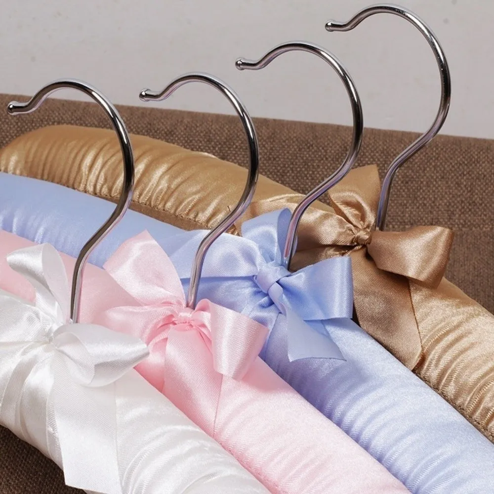 5PCS Soft Satin Padded Clothes Hanger Non-slip Traceless Satin Padded Display Hanger Wrinkle-resistant Shop Display Hangers