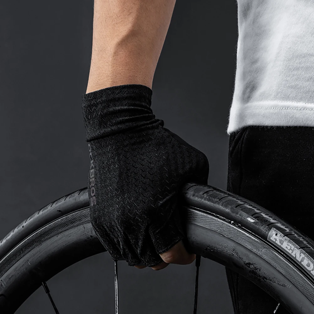 Thumbnail 2 - #36 Best Comfort Cycling Gloves to Buy In 2026