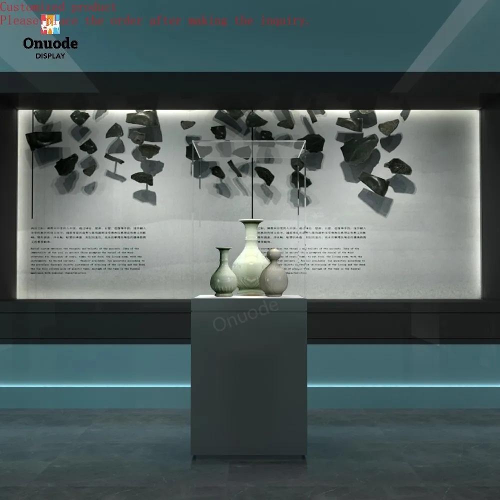 

Изготовленная на заказ. Высококачественная музейная витрина для ювелирных изделий и артефактов. Стеклянный шкаф на заказ с замком и подсветкой для выставки.