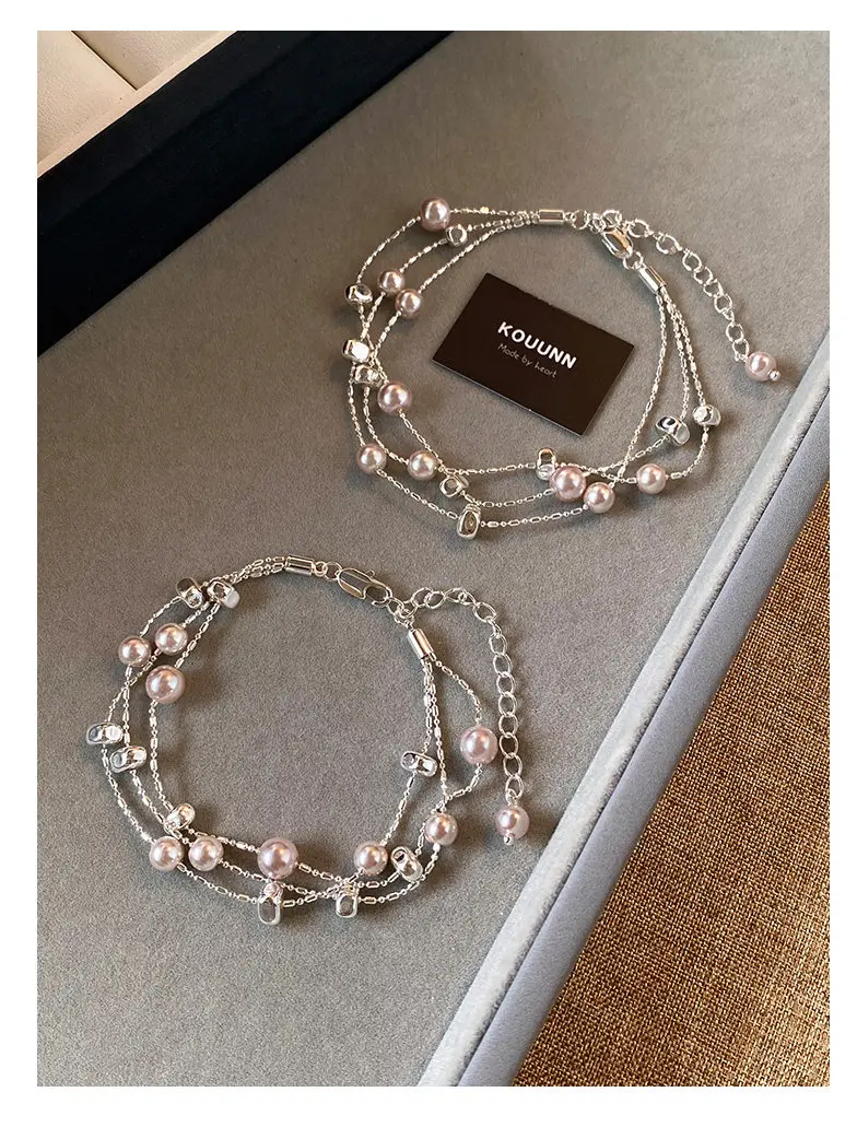 Manta Rose Lila Imitationsperlen Metall Dreischichtige Silberfarbene Armbänder für Frauen Luxus-Schmuck Stilvolles Handgelenk-Accessoire – Detail 8