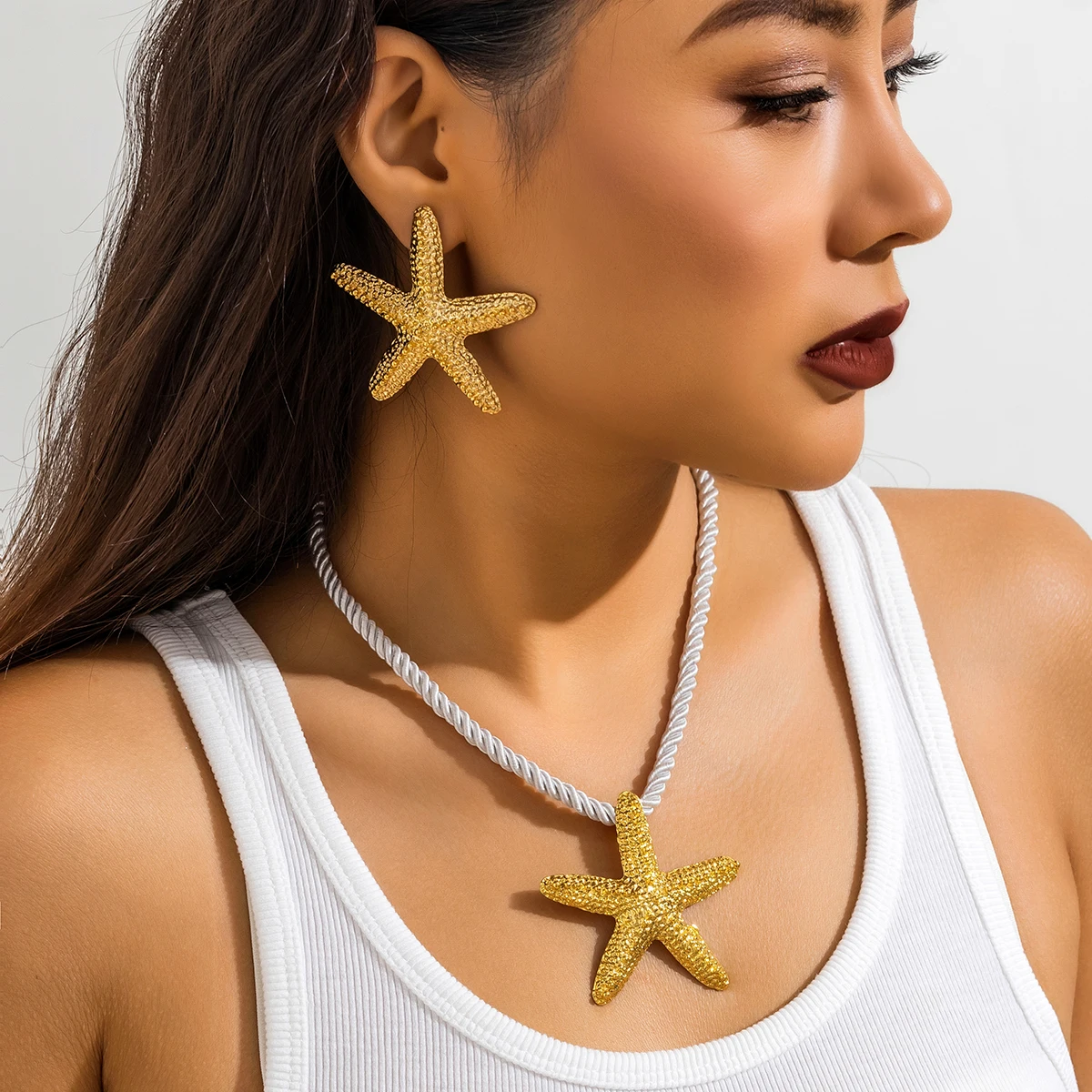 Exaggerated Boho Metal Big Starfish Star Pendant Choker Necklace Women Summer Punk White Chunky Chain Y2K Jewelry Accessories image 3