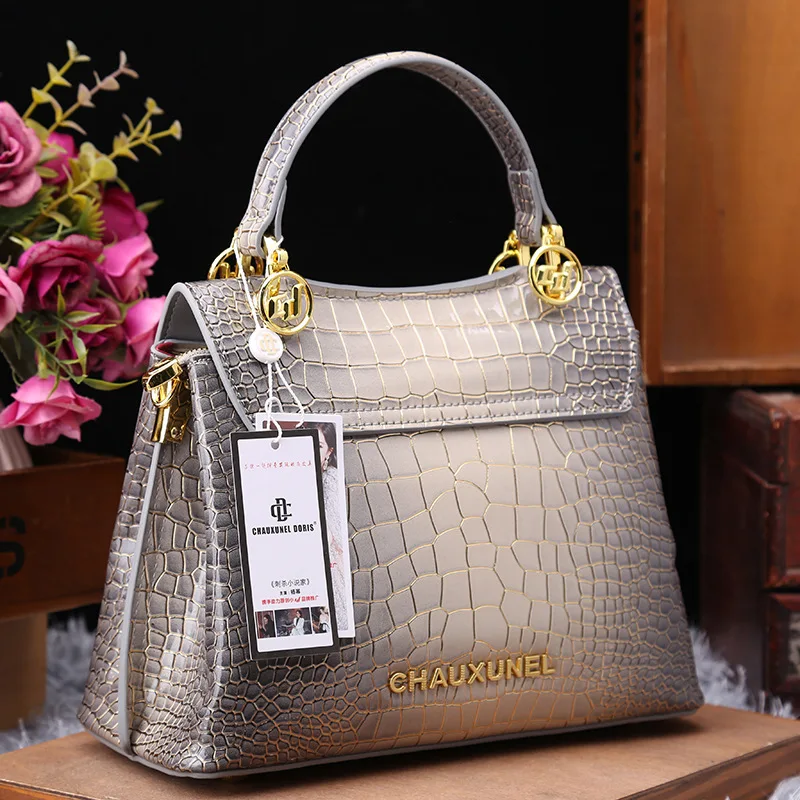 Luxury Designer Brand New High-quality Crocodile Print Hand Fashion Women's Crossbody Shoulder Bag Trend Hot Sale Free Shipping