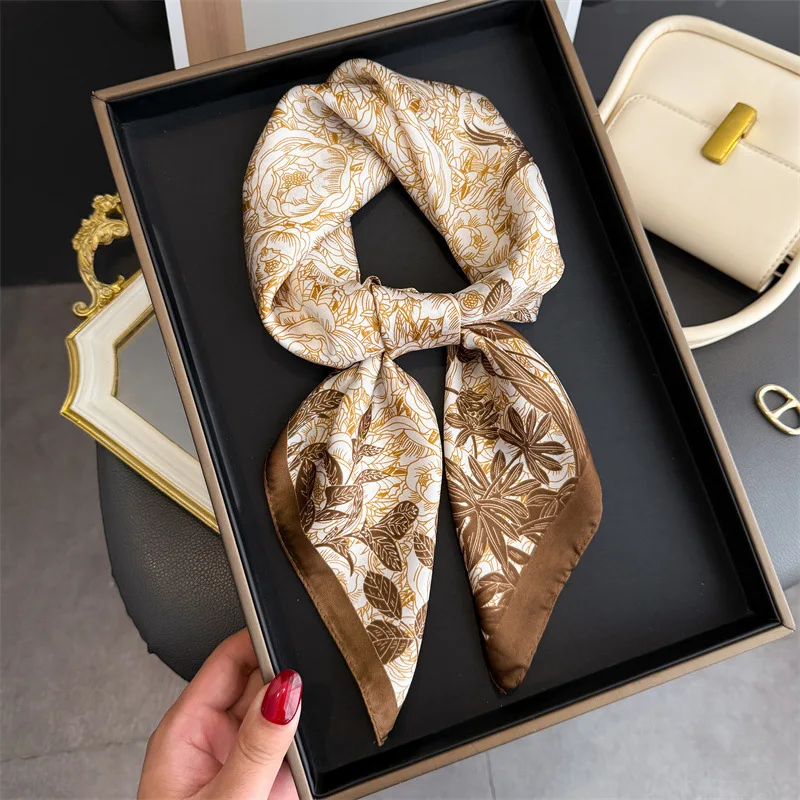 

2025 New Print Square Scarf Women Fashion Satin Bandana Lady Shawl and Wrap Headband Scarves Hair Band Neckerchief Hijab