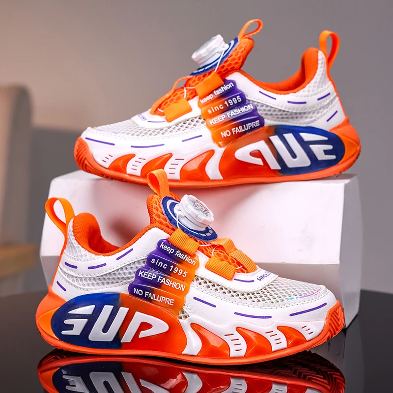 

Flexible Toddler Walking Shoes Skin Friendly Material Magic Tape Design Outdoor Play Casual Shoes